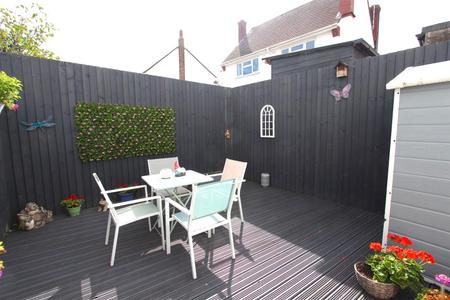 GARDEN 1.JPG