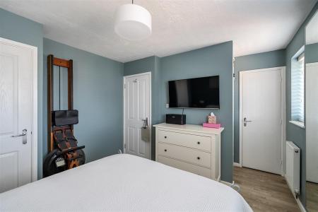 1459464-16-6a105389d65bd.jpg