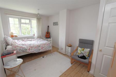 Bedroom 1.JPG