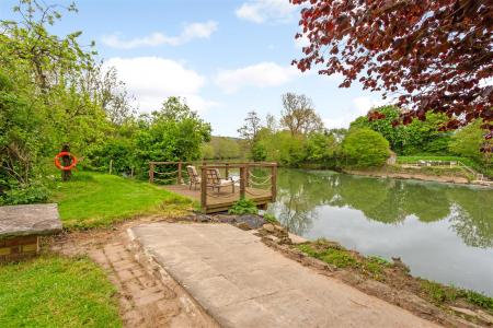 69669_Crofton Cottage, Bath Road - (22).jpg