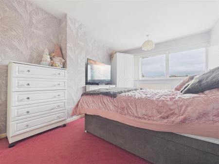 CAM01407G0-PR0127-STILL002.jpg