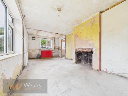 CAM01407G0-PR0175-STILL008.jpg