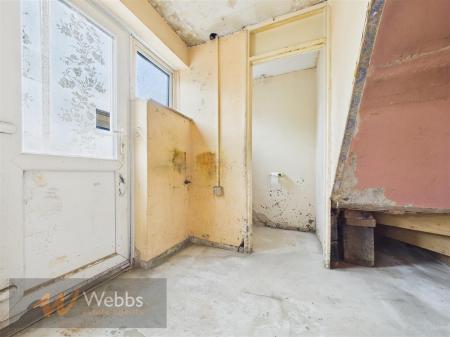 CAM01407G0-PR0175-STILL009.jpg
