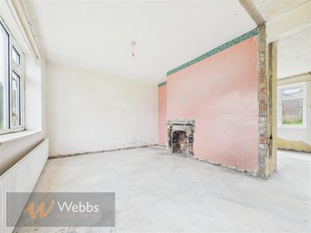 CAM01407G0-PR0175-STILL005.jpg
