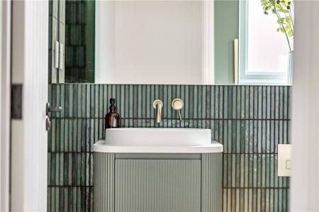Sh Bathroom