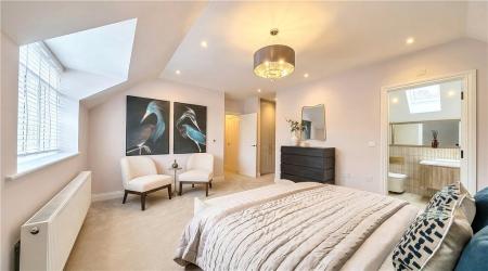 Sh Main Bedroom