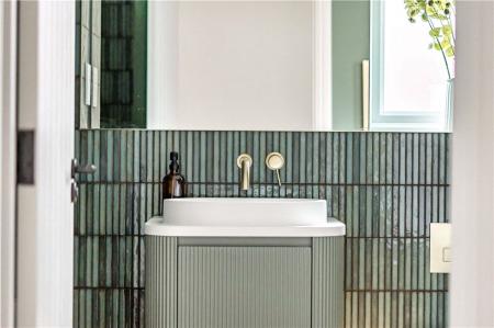 Sh Bathroom