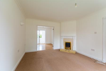143 Cherington (4)