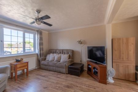 102 Cranleigh Court Road (5)