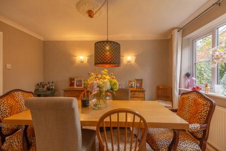 34 Cornwall Crescent (14)