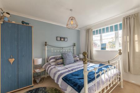 34 Cornwall Crescent (1)