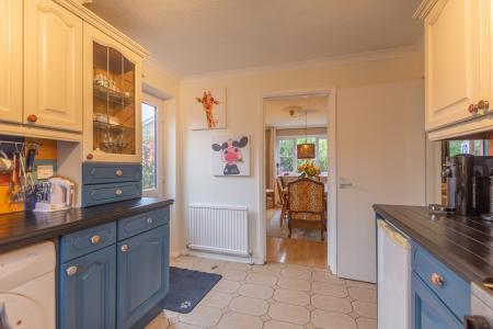 34 Cornwall Crescent (18)