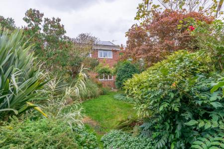 34 Cornwall Crescent (22)