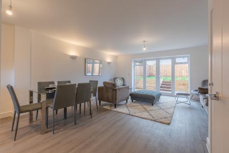 Plot 1, Fleur de List (17)