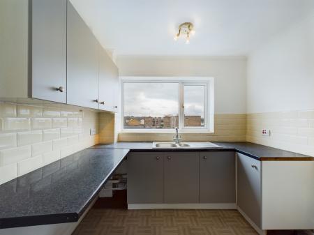 CAM01709G0-PR0008-STILL004