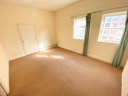 Lounge / Bedroom