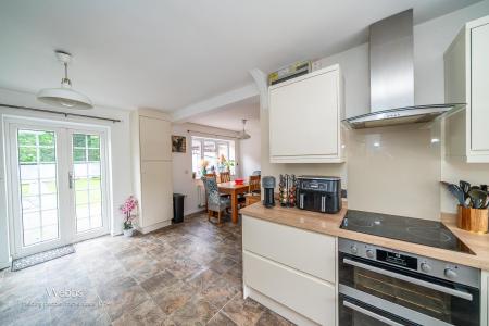 © Webbs Estate Agents © (107 of 116).jpg