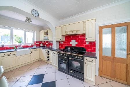 © Webbs Estate Agents © (34 of 298).jpg