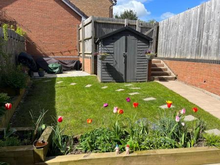 WhatsApp Image 2025-12-09 at 16.16.34 (1).jpeg