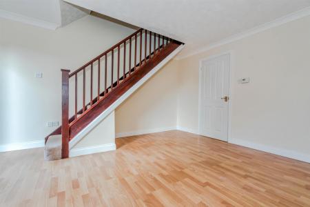 72 Blake Close, Hednesford, Staffordhire, WS11 5UB