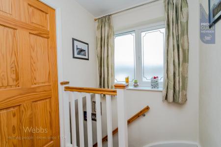 © Webbs Estate Agents ©  (322 of 28).jpg