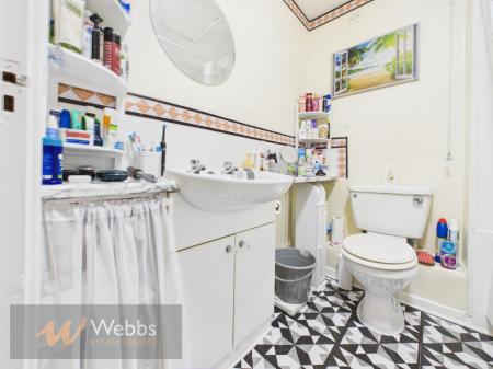 CAM03154G0-PR0237-STILL028.jpg