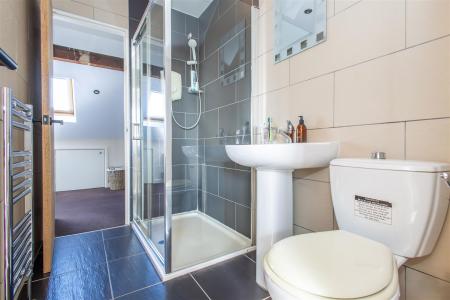 Jack 'n' Jill En-Suite