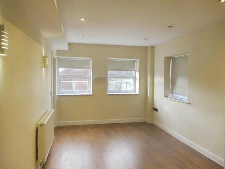 Open-plan Lounge/Kitchen