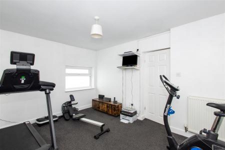 Bedroom 5/Gym/Home Office