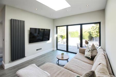 Open Plan Kitchen/Dining/Living