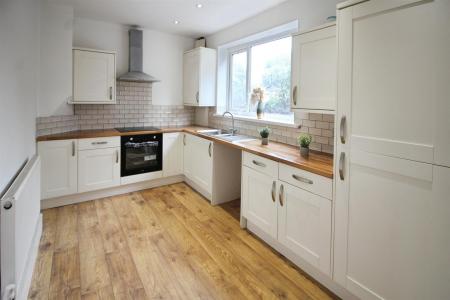 Kitchen/Dining