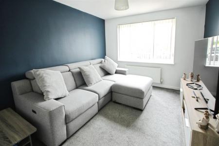 Sitting Room / Bedroom 5