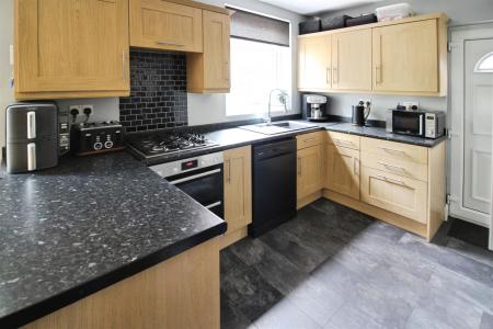 Fitted Kitchen