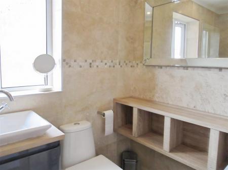 Bathroom/Shower room