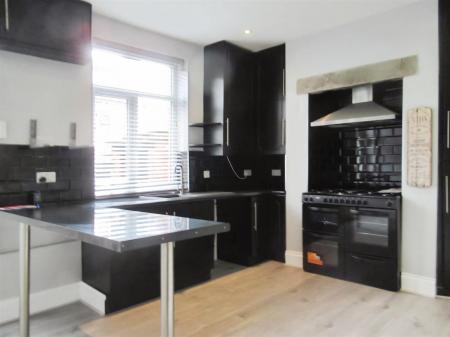 Kitchen/Dining