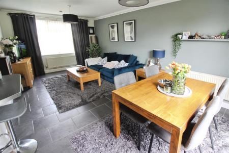 Lounge/Diner