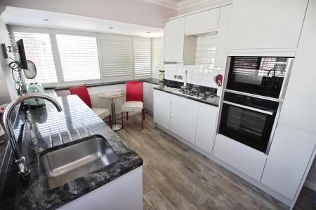 Breakfast Kitchen