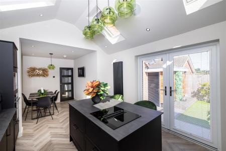 Kitchen/dining