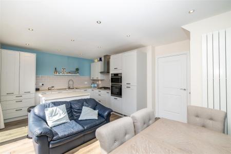 Kitchen/dining