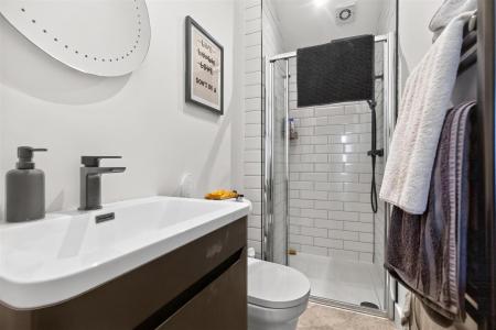 En-suite 2