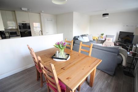 Lounge/Diner/ Kitchen