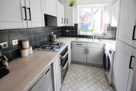 Fitted Kitchen