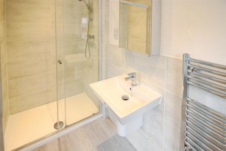 En-Suite Shower