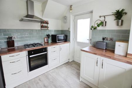Fitted Kitchen