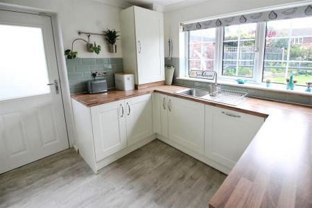 Fitted Kitchen