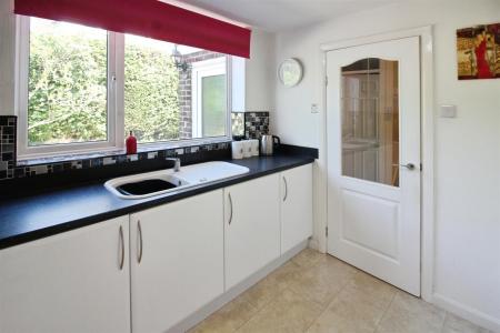 Fitted Kitchen