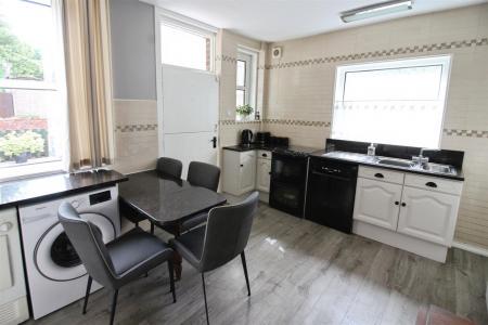 Dining Kitchen