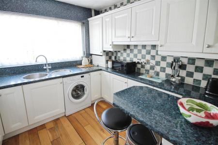 Fitted Kitchen