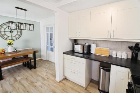 Fitted Kitchen