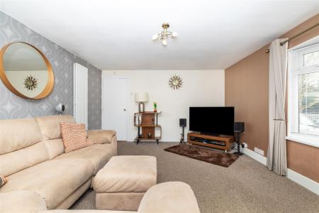 Family/dining room